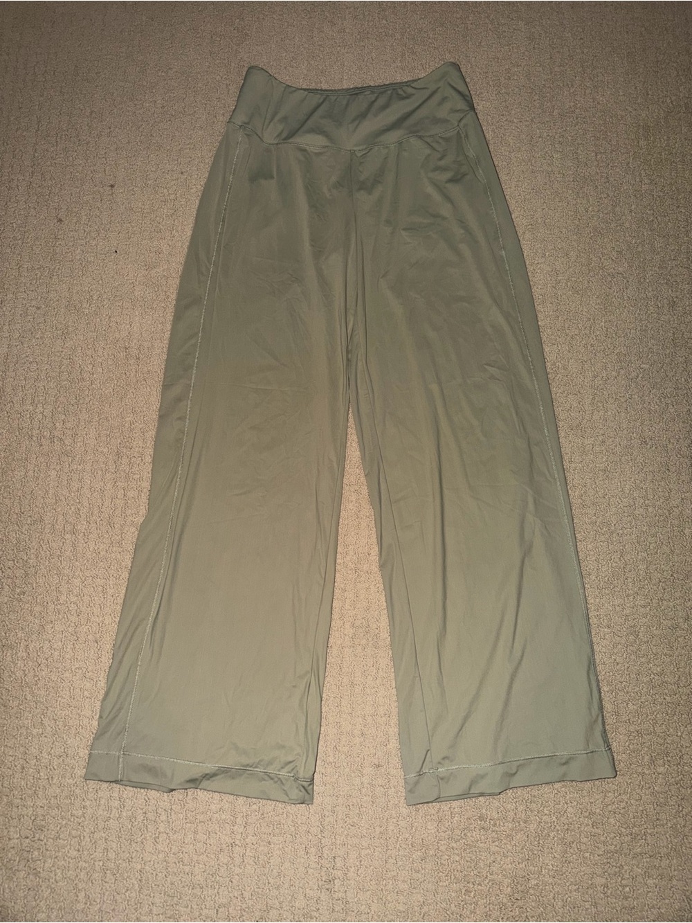 Joe Fresh Wide-Leg Pants in Olive Green